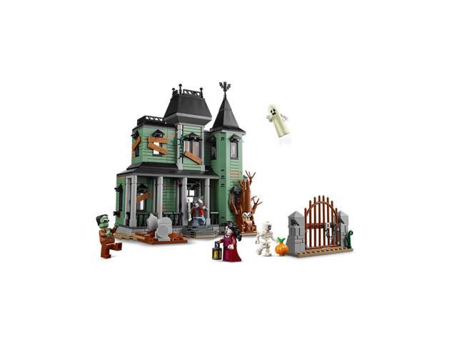 LEGO - Creator 3 in 1 Haunted Mansion Building Toy 31167 - image 4