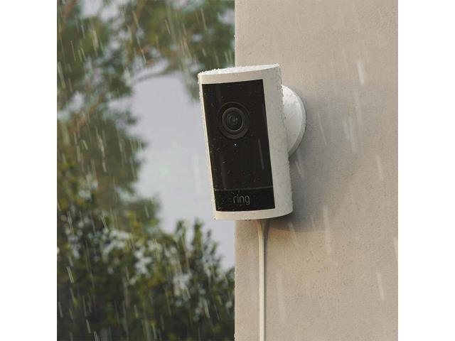 Ring - Outdoor Cam Pro, Retinal 4K for the ultimate wide-angle video, 10x Zoom, Low-Light Sight full-color in near dark - White - image 3