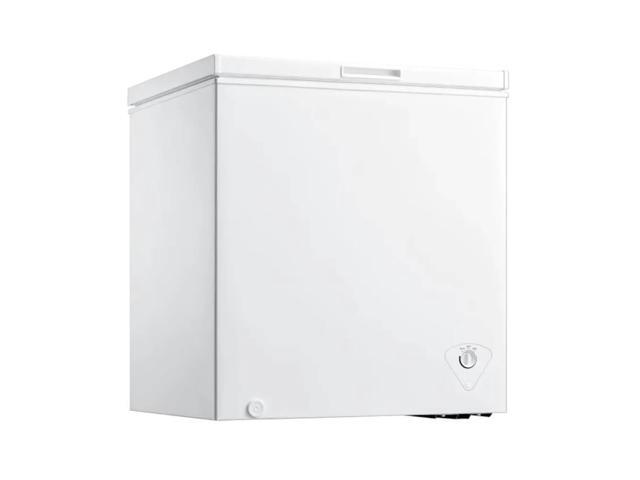 Element ECF70MD1BW 7 Cu. Ft. White Chest Freezer