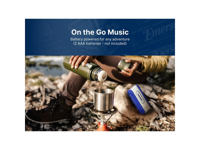Emerson ER7002RED AM/FM Pocket Radio with Headphones - Red