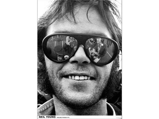 Neil Young Oakland Stadium 1974 Poster Print (34 x 22)