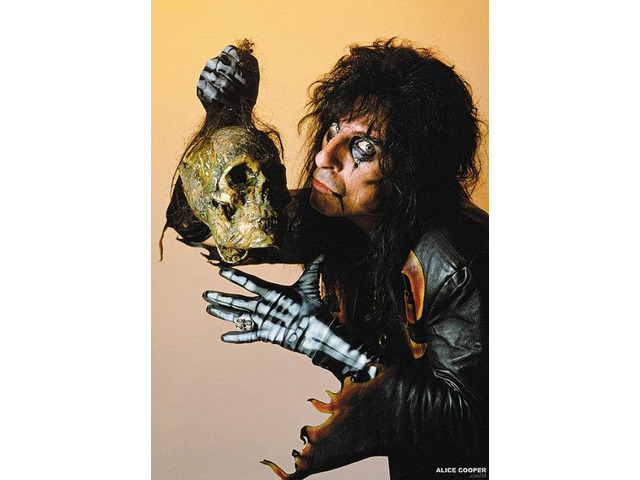 Alice Cooper Skull Poster (24 x 36)