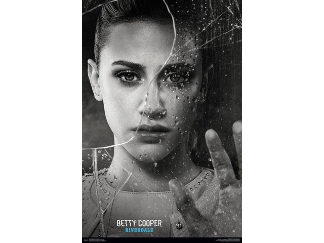 Riverdale - Shattered Betty Poster Print (22 x 34)