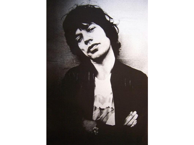 Mick Jagger London 1975 Poster (24 x 36)
