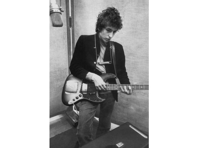 Bob Dylan Studio Bass Guitar Poster Print (24 X 36)