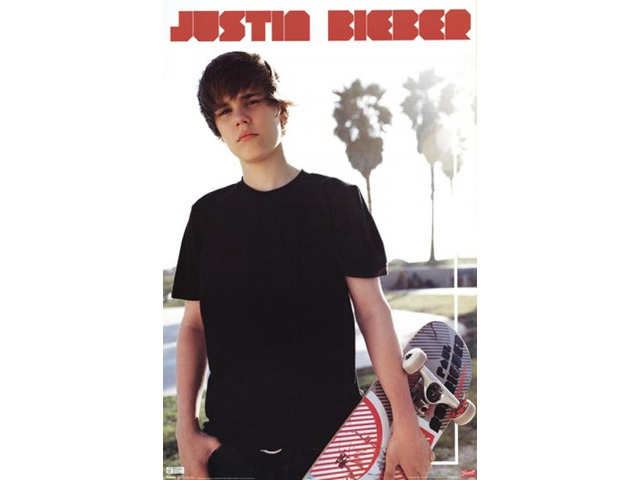 Justin Bieber - Skateboard Poster Print (24 x 36)