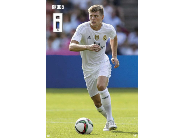 Real Madrid 2015-2016 Kroos Action Poster (24 x 36)