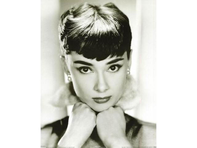 Audrey Hepburn - Lips Sepia Poster Print (16 x 20)