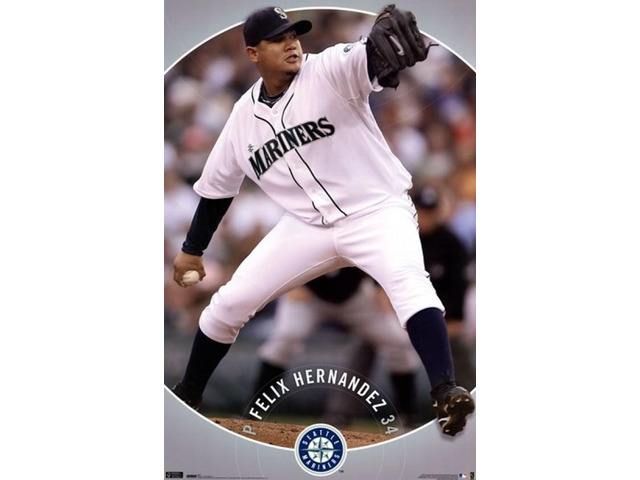Mariners - F Hernandez 10 Poster Print (24 x 36)