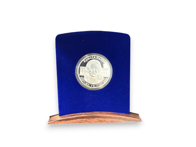 Kamala Harris 2024 Commemorative Coin - Silver-Layered Edition