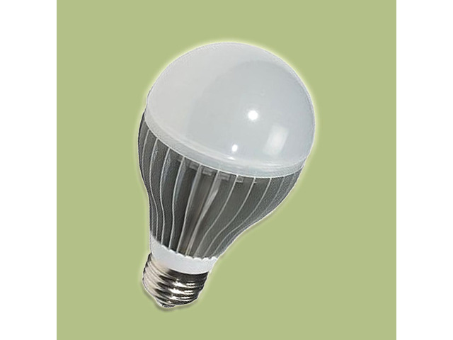 Pixi Lighting A19E-6WX 6.5-Watt LED Light Bulb, Warm Color