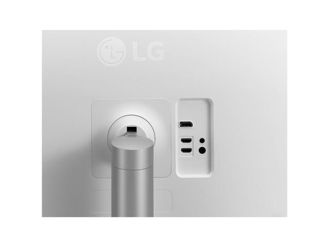 LG 31.5' HDR10 IPS UHD 4K Computer Monitor (3840 x 2160) with DCI-P3 95% (Typ.), AMD FreeSync, Dynamic Action Sync, Black Stabilizer, MAXX Audio &...