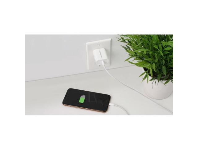 IOGEAR GPAWC20W White GearPower Compact USB-C 20W Charger