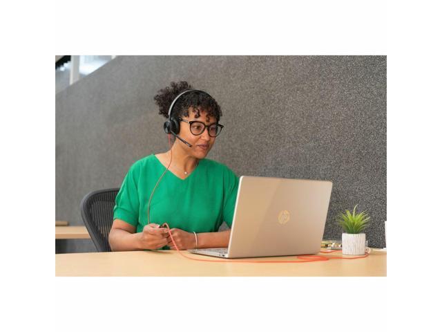 HP Poly Blackwire 8225 Microsoft Teams Certified USB-C Headset Model 772K5AA