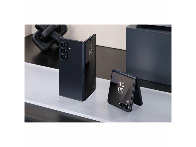 Samsung - Galaxy Z Fold7 256GB (Unlocked) - Jet Black - image 6