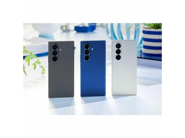 Samsung - Galaxy Z Fold7 1TB (Unlocked) - Jet Black - image 7