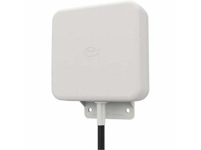 Panorama Antennas 4x4 MiMo Omnidirectional Wall / Mast Antenna - 698-960/1710-4900MHz - White - Wall Mount, Mast - Omni-directional