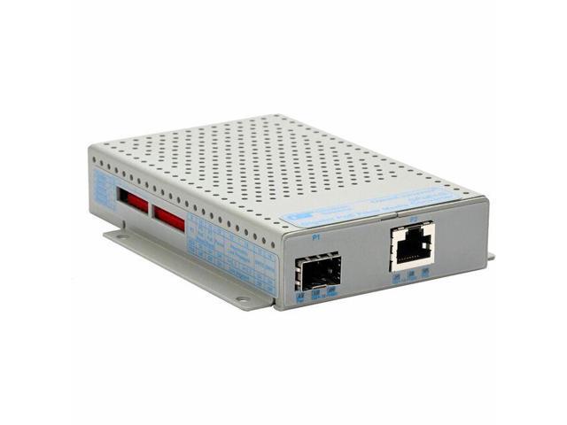OmniConverter 10/100/1000 PoE+ Gigabit Ethernet Fiber Media Converter Switch RJ45 SFP - 1 x 10/100/1000BASE-T; 1 x 100/1000BASE-X (SFP); US AC.