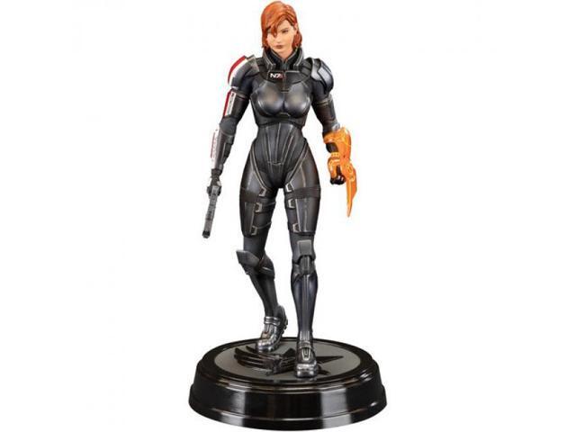 Dark Horse Mass Effect Commander Jane Shepard PVC Figure with Swappable Heads 9.25 Inches