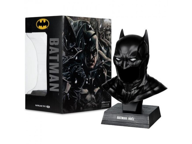 DC Direct - Prop Replica Wv6 - 1:3Rd Batman Cowl (Batman: Noel)