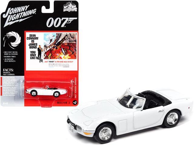 1967 Toyota 2000GT Convertible White (James Bond 007) /You Only Live Twice/ (1967) Movie /'Pop Culture/' Series 1/64 Diecast Model Car by Johnny...