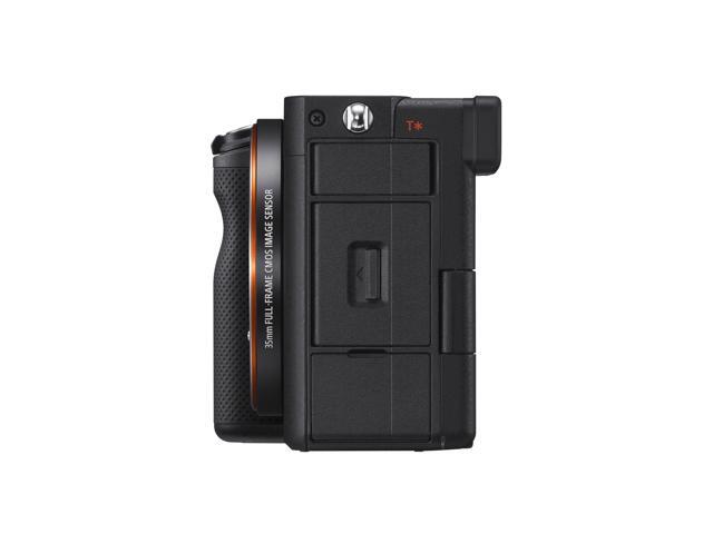 Sony - Alpha 6400 APS-C Mirrorless Camera 4K Video Camera with E 18-135mm f/3.5-5.6 OSS Lens - Black - image 8