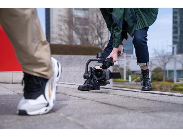 FE 14mm F1.8 GM Full-frame Large-aperture Wide Angle Prime G Master Lens for Sony Alpha E-mount Cameras - Black - image 12