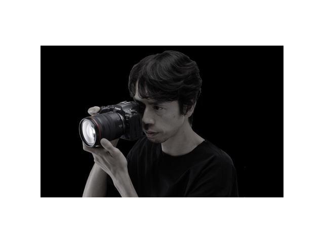 Canon - EOS R5 Mark II 8K Video Mirrorless Camera with RF24-105mm F4 L IS USM Lens - Black - image 6