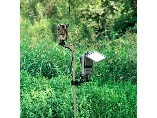 Stealth Cam 0.25-Inch Expandable Height Tripod 360-Degree Multi-Pivot Mounting Post for Hunting Trail Camera and Solar Pak Battery