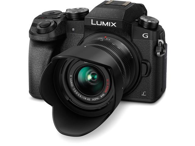 PANASONIC LUMIX G7 4K Mirrorless Camera with Rode VideoMicro
