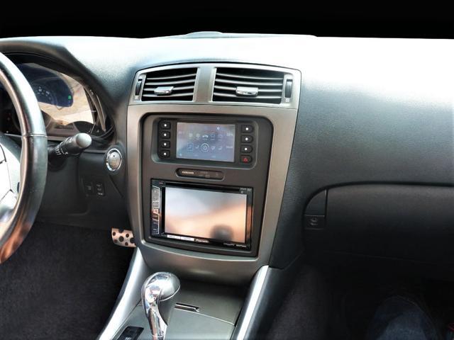 Metra - Dash Kit for Select 2006-2013 Lexus IS 250 IS DIN DDIN - Tone Gray/Black - image 2