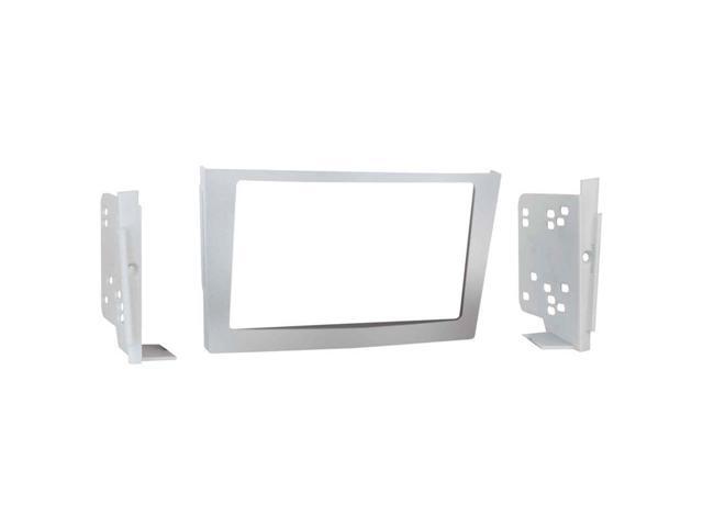 Metra - Dash Kit for Select 2008-2009 Saturn Astra DDIN - White - image 5
