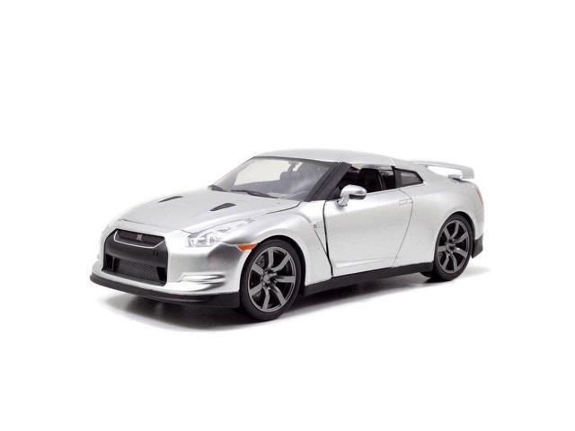 Fast & Furious 1:24 Die-Cast Vehicle: Brian's Nissan Skyline GT-R (R35)
