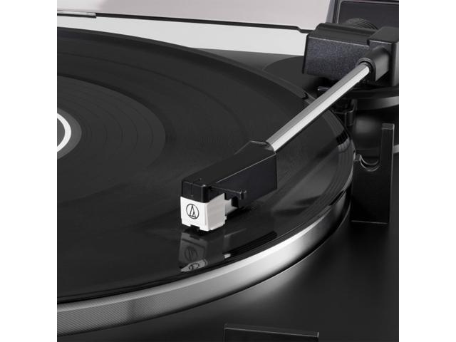 Audio-Technica AT-LP60X-GM Fully Automatic 2-Speed Belt-Drive Turntable with Audio Technica AT-SP3X Powered Bookshelf Speakers (2018)