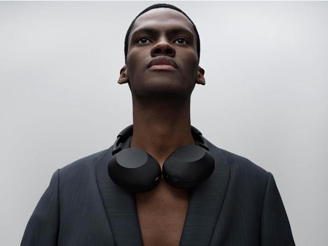 Sony WH-1000XM6-BLACK Wireless Noise Cancelling Headphones with a 2 Year Amber Protection Plan (2025)