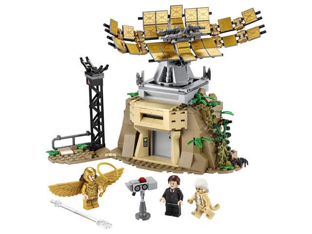 LEGO DC Wonder Woman vs Cheetah 76157 with Wonder Woman (371 Pieces)