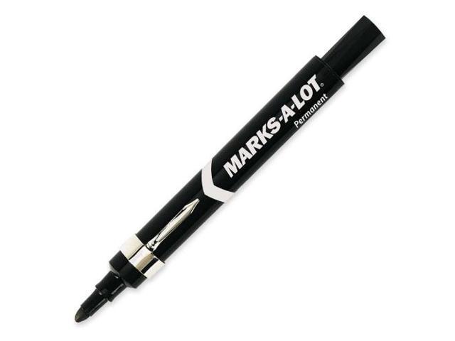 Avery Marks-A-Lot LRG Desk-Style Permanent Marker w/ Metal Clip Bullet Tip Black DZ 24878