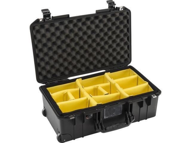 Pelican Air 1535 Case With Padded Dividers (Black)