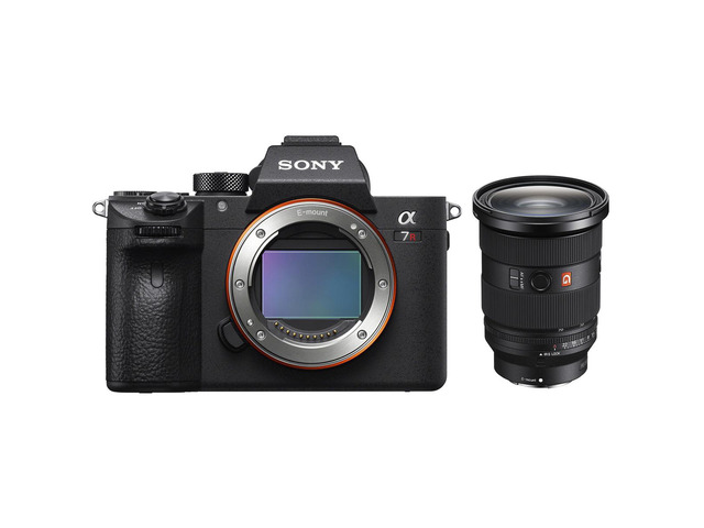 Sony Alpha a7R IV Mirrorless Camera (V2) with FE 24-70mm f/2.8 GM Lens