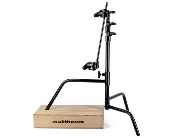 Matthews 20' C Stand with Sliding Leg, Grip Head and Arm, Load Capacity 22 lbs, Maximum Height 63', Black