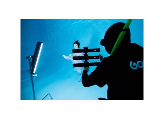 Godox WT-C01 Adapter for dive light WT25, WT40, WT60.
