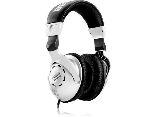 Tascam Mixcast 4 Podcast Station Bundle with 2x Microphone Cable, 2x Dynamic Broadcast Microphone, 2x High-Performance Studio Headphones, 2x...