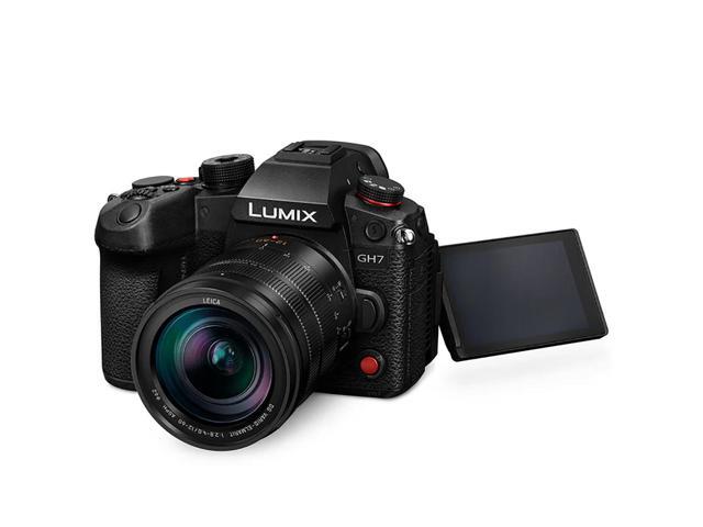 Panasonic LUMIX GH7 Mirrorless Camera with LUMIX G Leica DG Vario-Elmarit 12-60mm f/2.8-4.0 Lens