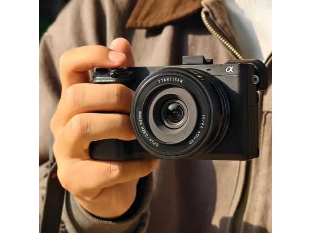 TTArtisan 14mm f/3.5 Lens for Fujifilm X, Black