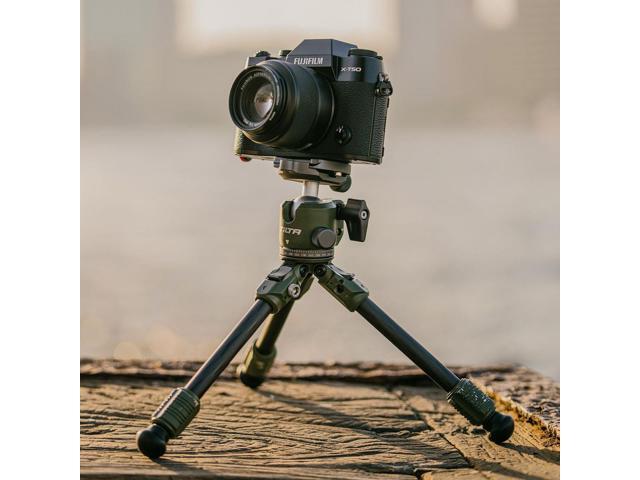 Tilta Tabletop Ball Head with 1-Stage Carbon Fiber Tripod Legs, Snow White