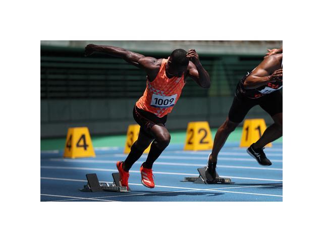 Canon - RF70-200mm F2.8 L IS USM Z  Hybrid Zoom Lens for Use with EOS R-Series Cameras - White - image 9