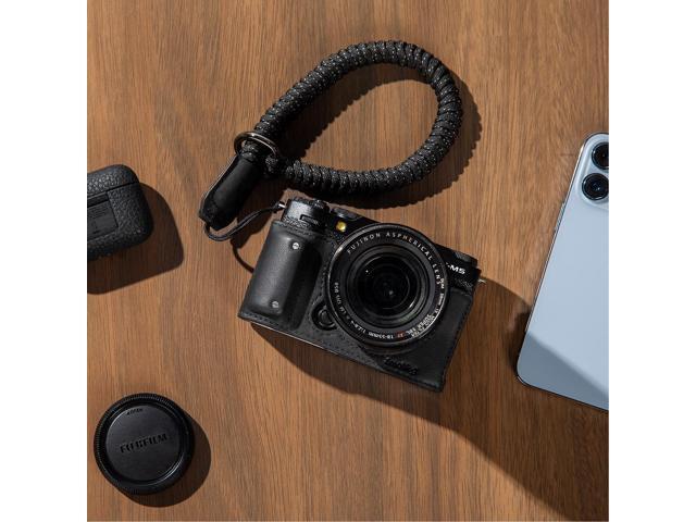 SmallRig Leather Half Case with Wrist Strap for Fujifilm X-M5 Camera, Black