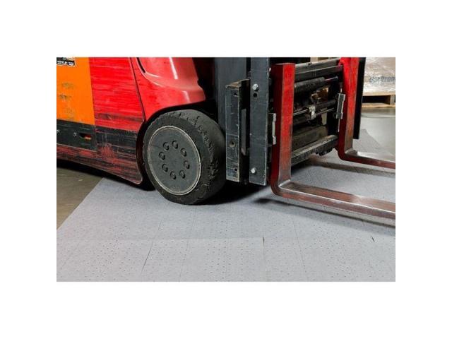 BRADY HT215 Sorbent Roll, 21 gal, 15 in x 300 ft, Universal, Gray, Polypropylene