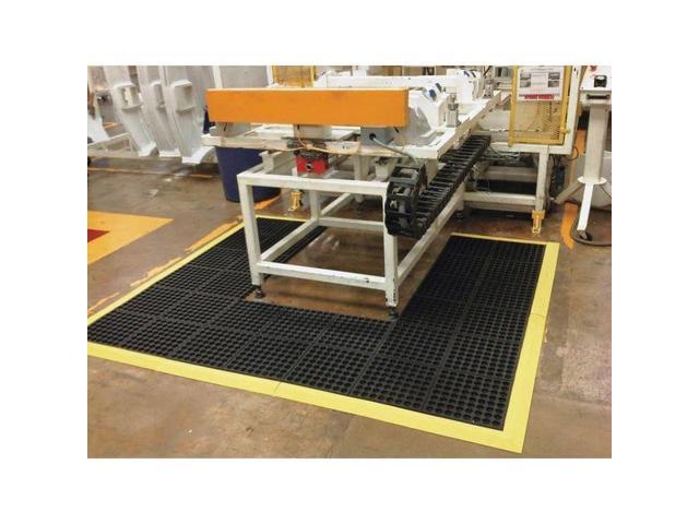 WEARWELL 572 Ramp Edge, 3 in W x Nitrile Rubber, Yellow