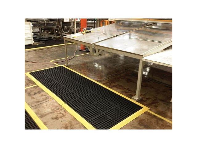 WEARWELL 572 Ramp Edge, 3 in W x Nitrile Rubber, Yellow